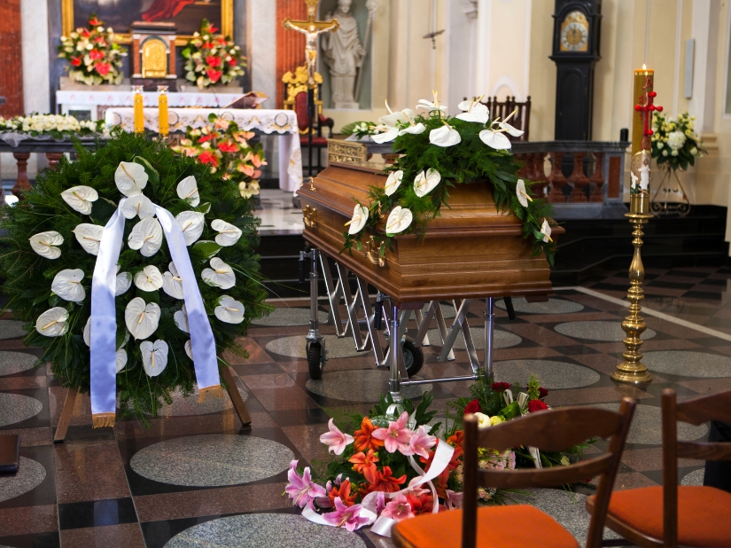 Accessori funerari e cerimonie speciali