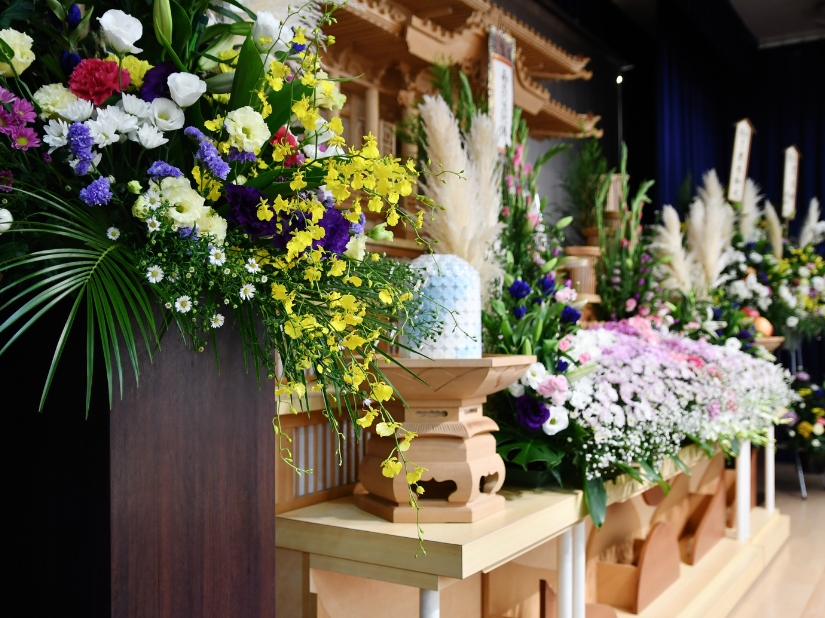 fiori e urne