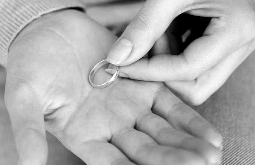 Bracciale elegante con incisione commemorativa