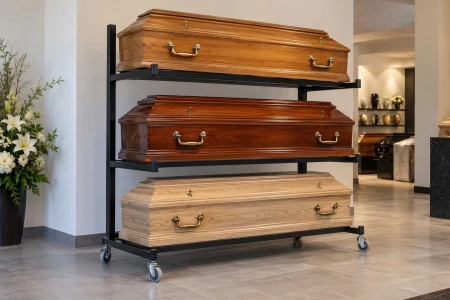 La bara che attende. Storia culturale della custodia delle bare – dalla bottega del falegname ai loculi di Staglieno, fino allo scaffale mobile dell'impresa funebre